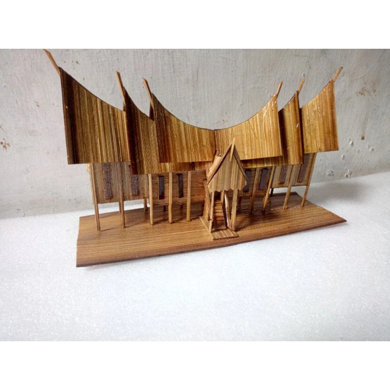 Miniatur Kayu